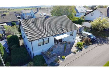 Haus zum Kaufen in Bundenbach 185.000,00 € 190 m²