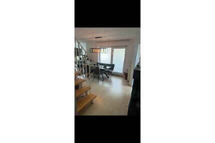 Gemütliche Maisonette Wohnung - 357.000,00&nbsp;EUR Kaufpreis, ca.&nbsp; 70,00&nbsp;m&sup2; in Freiberg am Neckar (PLZ: 71691)
