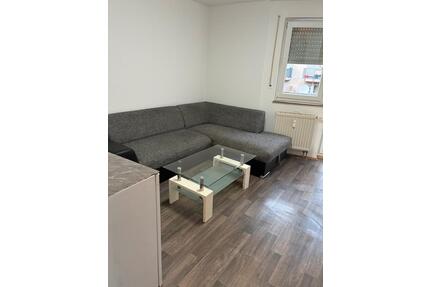1 Zimmer Wohnung zu verkaufen. Mit Garage Schwainau. Ohne Makler - Nürnberg Gibitzenhof