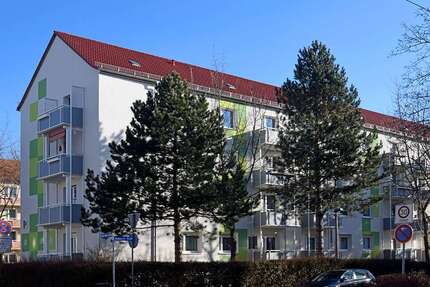 Wohnung zum Mieten in Halle (Saale) 419,86 € 59.98 m²
