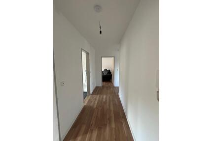 Wohnungsanzeige - 4 - Zimmer-Wohnung im Obergeschoss (links) - Erbendorf Pfaben