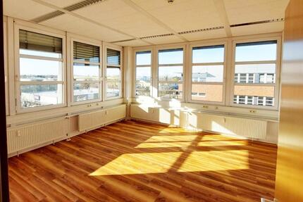 Toprenovierte Bürofläche über den Dächern in Mahlsdorf!* - Berlin Treptow-Köpenick