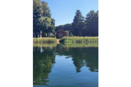 Ferienhaus direkt am See,Ruderboot,Steg,Fasssauna und Wallbox - Pinnow