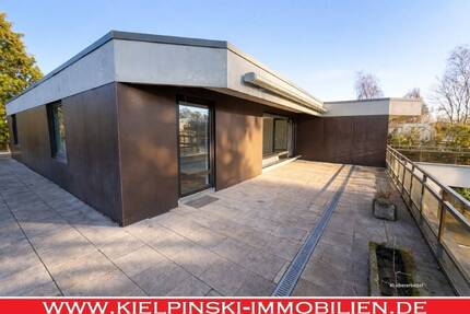 Im Herzen von Blankenese: Helles 3-Zi.-Penthouse mit großer Dachterrasse, 2 Bädern + TG-St.pl. - Hamburg (Blankenese)