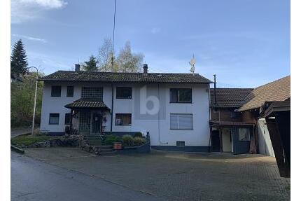 VIELFÄLTIGE NUTZUNGSOPTIONEN - 448.000,00&nbsp;EUR Kaufpreis, ca.&nbsp; 350,00&nbsp;m&sup2;&nbsp;Wohnfl&auml;che in Malsburg-Marzell (PLZ: 79429)