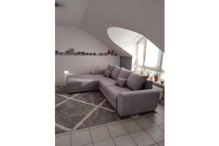 3-Zimmer-Dachgeschosswohnung (78 m²), Balkon, Garage - OS Hellern - Osnabrück