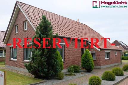 RESERVIERT! Erbbaugrundstück! Ein älteres Einfamilienhaus im Landhausstil mit Garage - Bunde