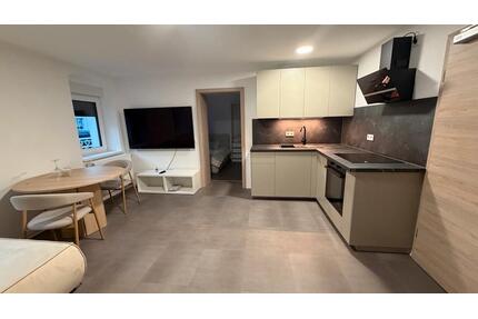 Neuwertige, voll möblierte Wohnung in Regensburg-Reinhausen