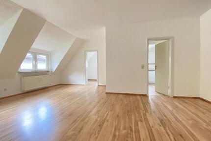 Zentrale 3-Zimmerwohnung mit Einbauküche + Außenstellplatz - Wehr