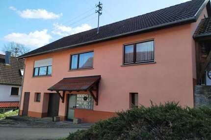 Haus zum Kaufen in Niederstetten 329.000,00 € 185 m²