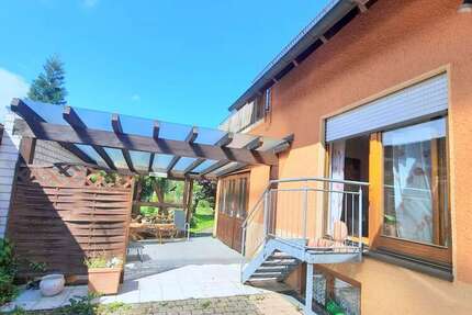 Haus zum Kaufen in Neuhausen 539.000,00 € 204 m²