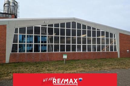 Warmhalle mit Büro und Stellplätzen - Bothel