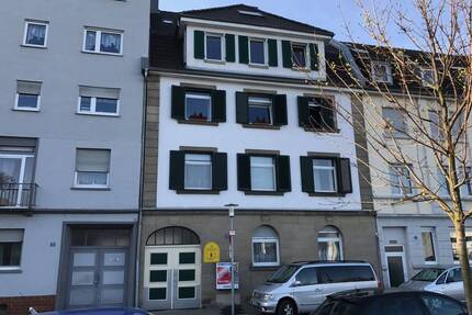 2 Zimmer, Küche und Bad mit 2 Balkonen in Ludwigshafen-Süd