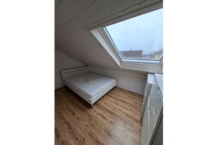 Gemütliche Dachgeschosswohnung mit tollem Ausblick - Ober-Ramstadt