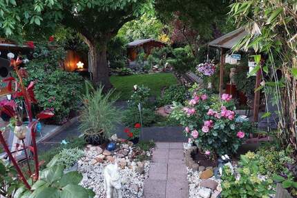 Bachem, attraktive Lage, Einfamilienhaus mit großem Garten, 4 Zimmer, EBK, Terrasse, Garage, Keller - Frechen