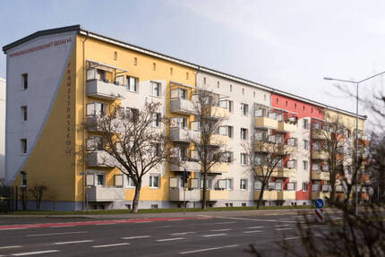 Erstbezug nach Sanierung - 420,00&nbsp;EUR Kaltmiete, ca.&nbsp; 58,40&nbsp;m&sup2;&nbsp;Wohnfl&auml;che in Dessau-Roßlau (PLZ: 06842) Innenstadt