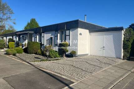 Haus zum Kaufen in Mönchengladbach-Wickrath 539.000,00 € 211 m²