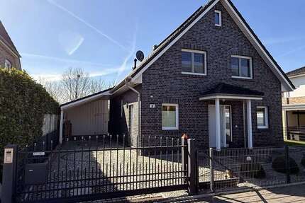 Haus zum Kaufen in Schwarzenbek 597.000,00 € 130 m²