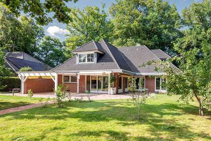 Haus zum Kaufen in Lüneburg 1.399.000,00 € 209 m²