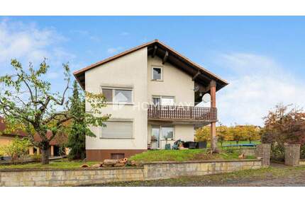 Teilvermietetes MFH mit 3 Wohneinheiten in ruhiger Lage von Oberelsbach-Weisbach