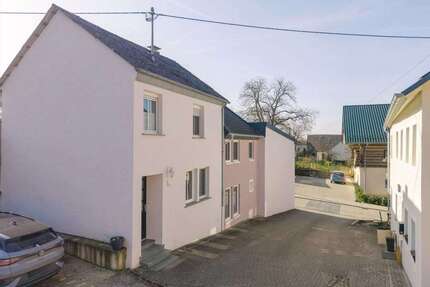 Haus zum Kaufen in Wilsecker 295.000,00 € 223 m²