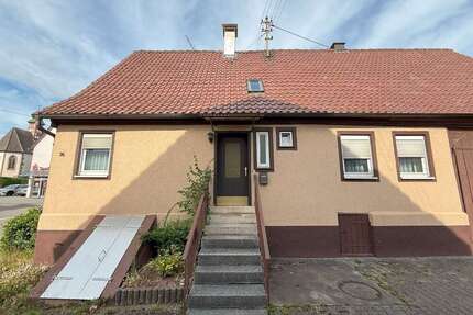 Haus zum Kaufen in Neuhausen 314.000,00 € 106.7 m²