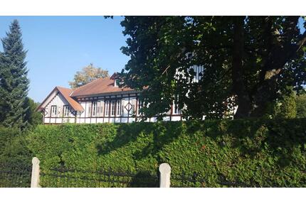 Landhaus-Villa Baden-Baden, 354 qm Wfl., 1.400 qm, provisionsfrei
