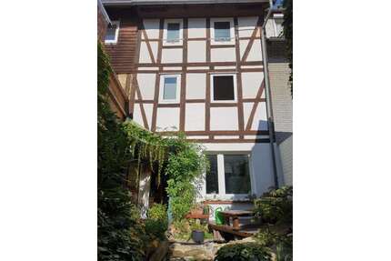 Haus zum Kaufen in Bad Gandersheim 90.000,00 € 120 m²