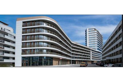 Urbanes Wohnen mit Wohlfühlbalkon – Moderne 2-Zimmer-Wohnung i - München Berg am Laim