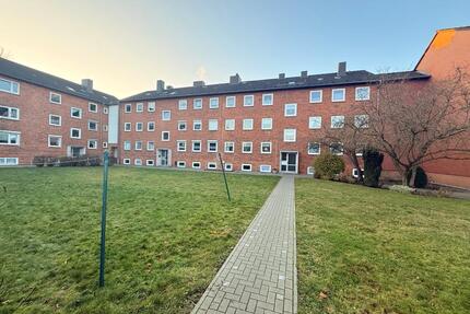3-Zimmer-Wohnung im 1. OG mit EBK und Balkon - Rendsburg