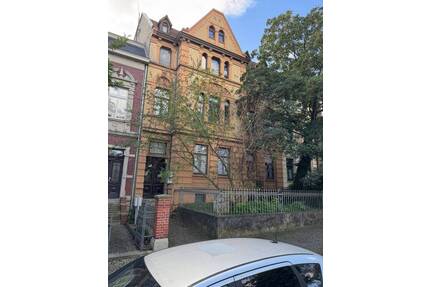 Vollvermietetes 4 Fam. Haus in guter Lage von Bernburg