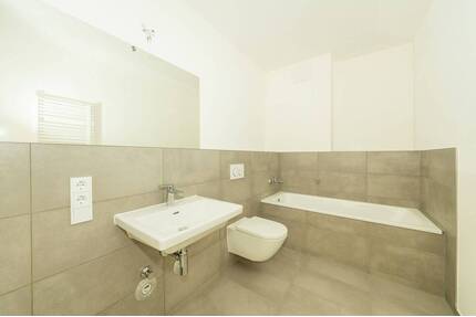 4-Zimmer Wohnung mit großzügigem Balkon in zentraler Lage - Leipzig Zentrum-Südost