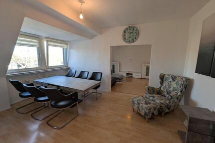 Möblierte 3-Zimmer-Dachgeschosswohnung in Essen-Altendorf