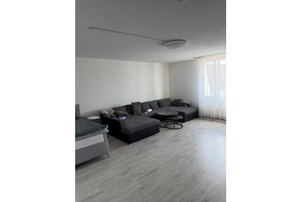 Große Wohnung - 800,00&nbsp;EUR Kaltmiete, ca.&nbsp; 80,00&nbsp;m&sup2; in Düren (PLZ: 52353) Mariaweiler-Hoven