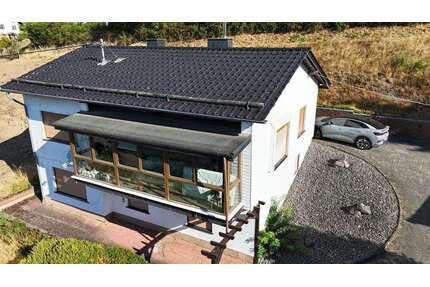 Haus zum Kaufen in Lirstal 179.000,00 € 140 m²