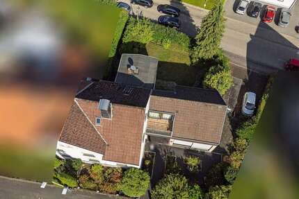 Haus zum Kaufen in Oerlinghausen 329.000,00 € 192.97 m²