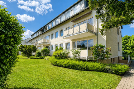 Freie 3-Zimmer-Erdgeschosswohnung mit Südbalkon und Sanierungspotenzial in Wolfenbüttel