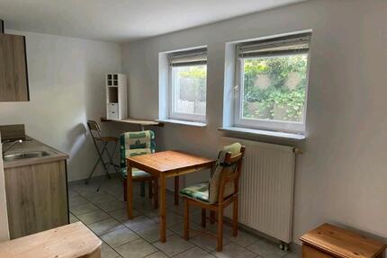 Gemütliches 1-Zimmer-Keller-Appartement - Adlkofen
