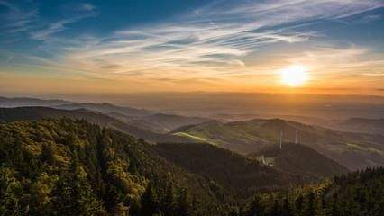 Verkaufstart 2. Baubschnitt NEUBAU- FAMILIENHÄUSER KFW EH 40 QNG. Musterhaus vorhanden. - Sankt Georgen im Schwarzwald Stadtgebiet