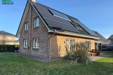 Zukunftssicher wohnen: Hochwertiges Einfamilienhaus mit PV, Solar & Kamin *** 360 ° Rundgang *** - Harsefeld