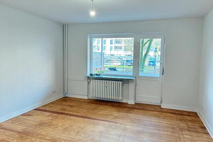 Erdgeschosswohnung mit Balkon - 665,00&nbsp;EUR Kaltmiete, ca.&nbsp; 73,47&nbsp;m&sup2; in Kiel (PLZ: 24149) Neumühlen-Dietrichsdorf