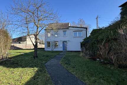 Haus zum Kaufen in Hückelhoven Baal 268.000,00 € 144 m² - Hückelhoven / Baal