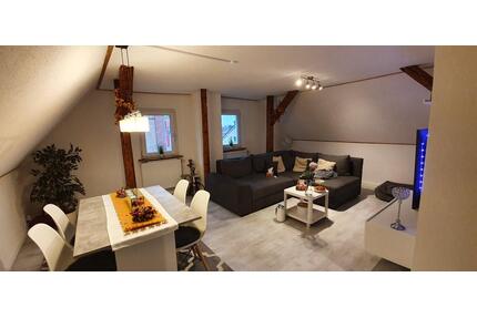 3 Zimmer DG Wohnung - 750,00&nbsp;EUR Kaltmiete, ca.&nbsp; 60,00&nbsp;m&sup2; in Hainburg (PLZ: 63512)