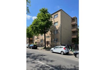 2 Zimmer ETW mit Balkon und EBK, teilmöbliert - Berlin Steglitz-Zehlendorf