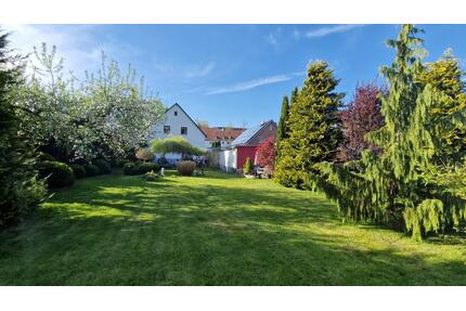 Ruhige Erdgeschosswohnung mit Garten | besonderes Wohnkonzept - Eschenbach in der Oberpfalz