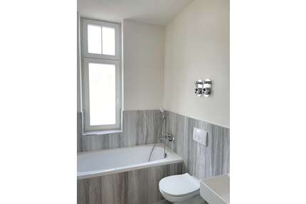 Wohnung zum Mieten in Zwickau 575,00 € 82.24 m²