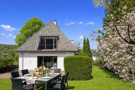 Haus zum Kaufen in Aachen 1.275.000,00 € 176 m²