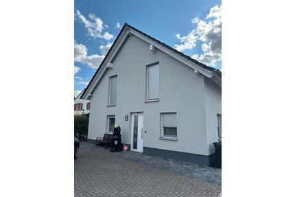 Freistehendes Einfamilienhaus in Thüngersheim