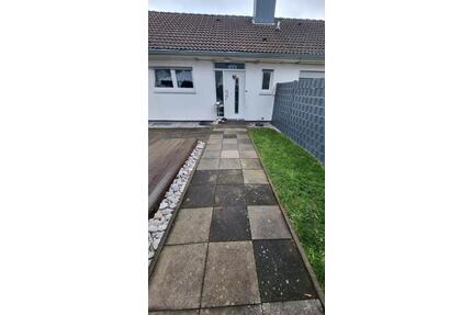 Helle 3-Zimmer-Wohnung mit Terrasse und Wiese in Hilchenbach