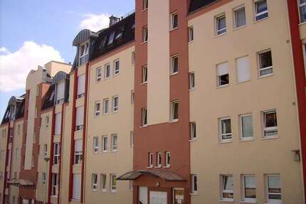 Wohnung zum Kaufen in Plauen 35.000,00 € 33.37 m²